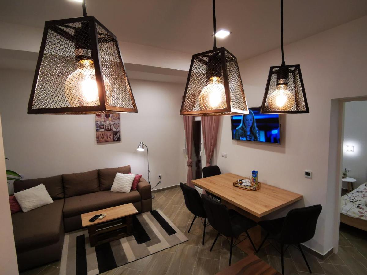 Apartment Dante Fazana Bagian luar foto